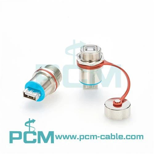 Conector USB à prova de intempéries - Montagem em painel USB-B para USB-A